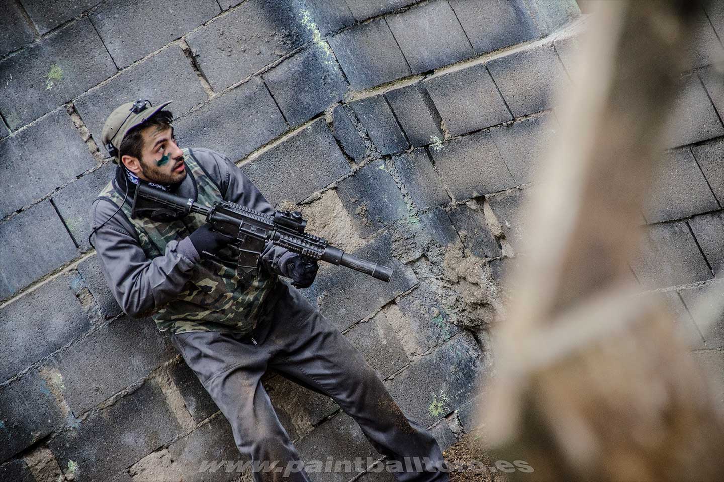 La Fortaleza defendiendo