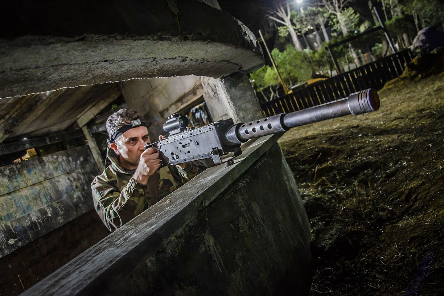 Laser combat bunker